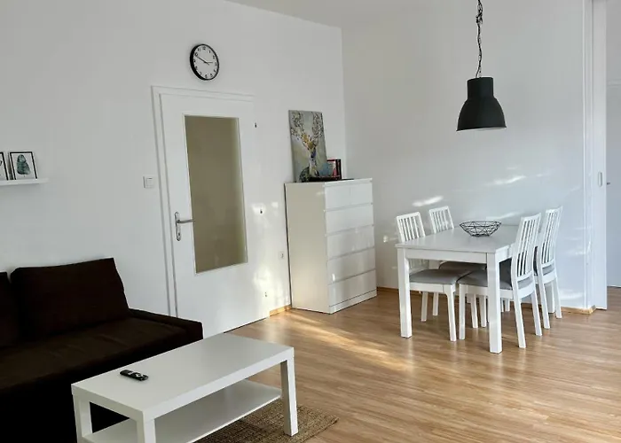 City Apartment Apartment *